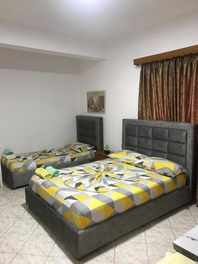 Apartament Roisin Sarandë Exterior foto