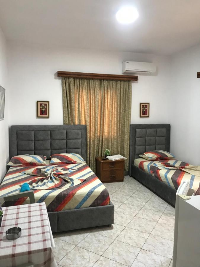 Apartament Roisin Sarandë Exterior foto