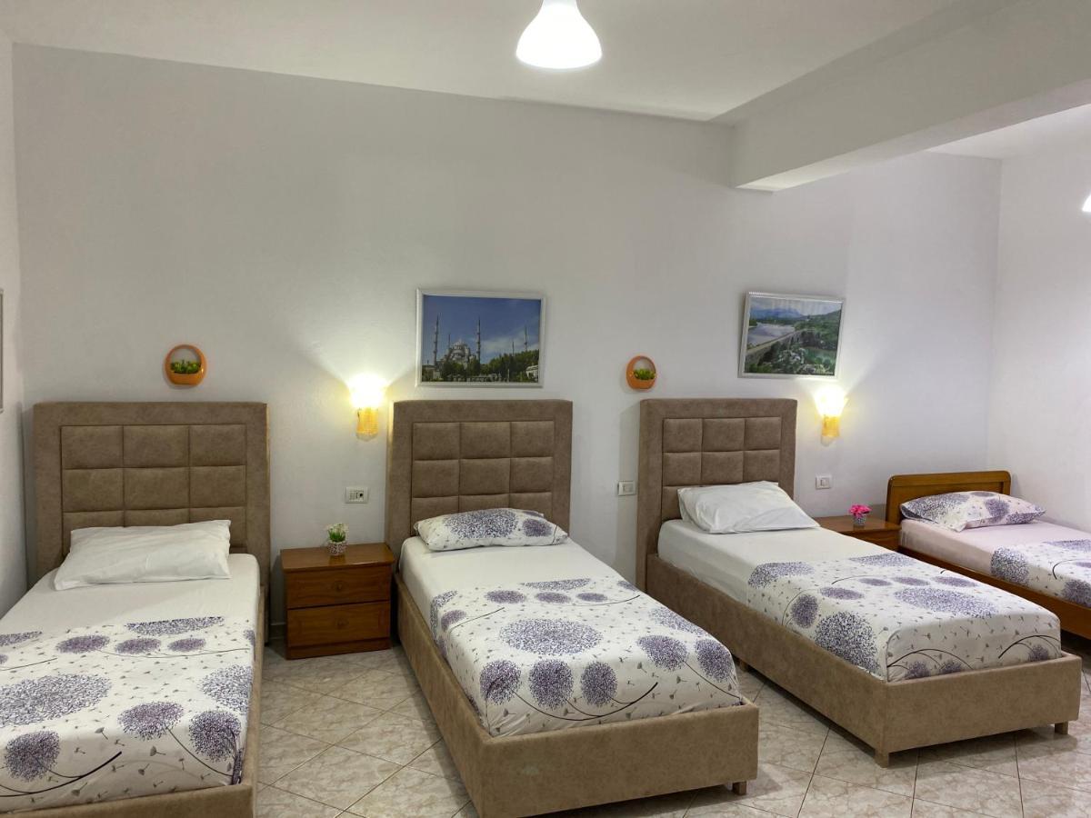 Apartament Roisin Sarandë Exterior foto